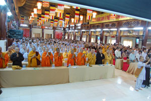 Kien Giang provincial VBS Executive Committee reviews Buddhist affairs 2014